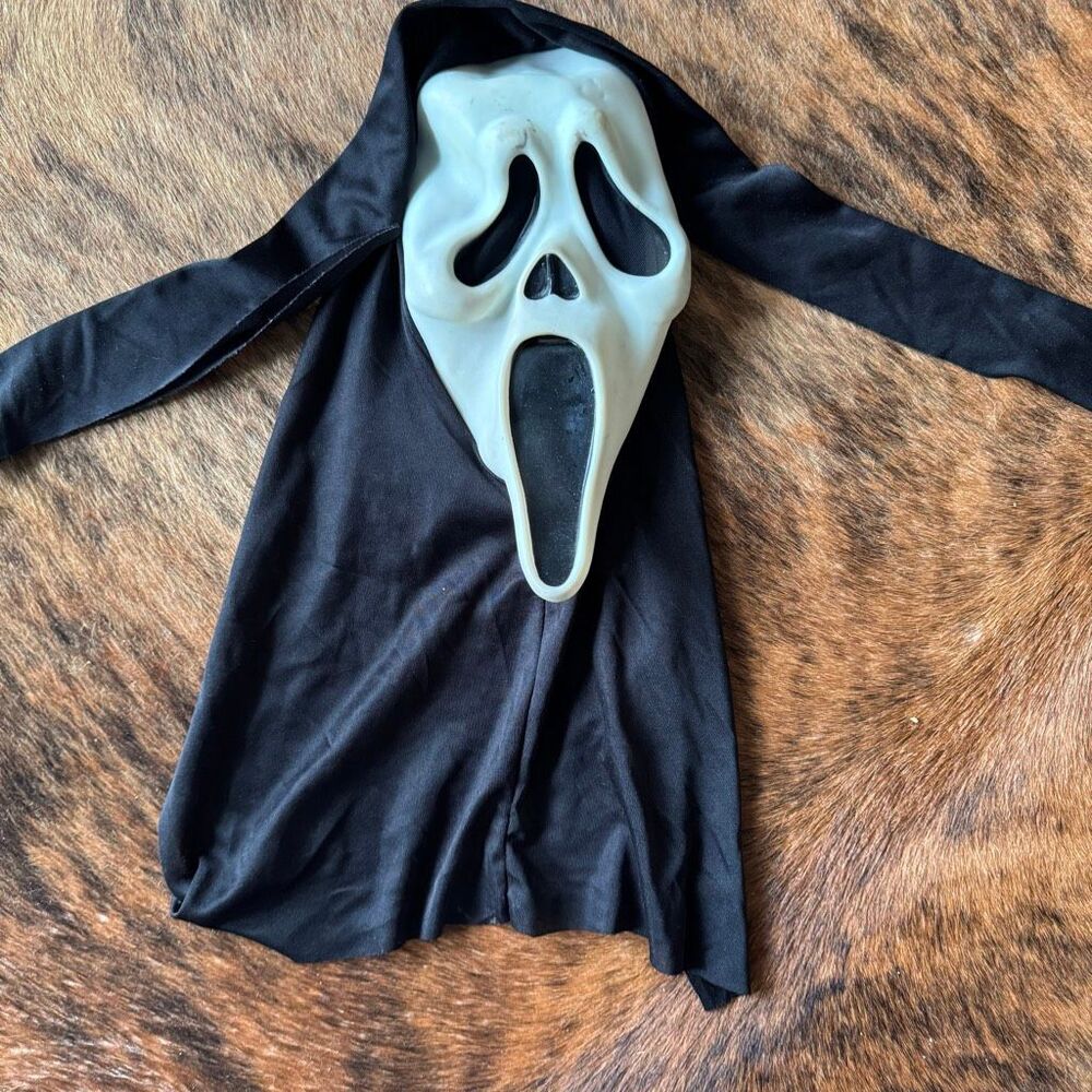 Original Easter Unlimited Ghost  Mask 90s Scream Horror Costume Glow In The Dark